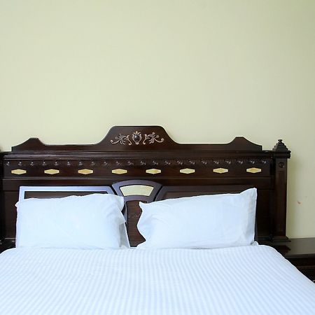 Bnow Hotel Addis Ababa Exterior foto